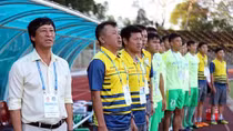Phép thử đầu tiên cho thầy ngoại Petrovic