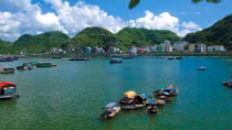 Gần 100 triệu đồng quà tặng tại huyện đảo Bạch Long Vĩ