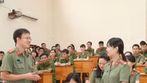 Thầy giáo An ninh 3 lần được thăng cấp bậc hàm trước niên hạn