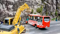 Trưng cầu giám định kỹ thuật xe khách lật trên đường đèo Khánh Lê