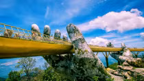 Cầu Vàng trên núi Bà Nà lọt vào Top 100 điểm đến tuyệt vời nhất thế giới