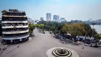 Miền Bắc nóng 39 độ C, tối có mưa giông