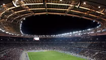 Bom nổ giữa Stade de France