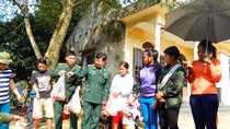 Gần 30 năm hồi sinh một tộc người