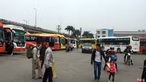 Người dân chưa quen, giao thông xáo trộn