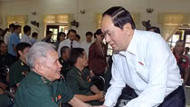 Chủ tịch nước Trần Đại Quang thăm, tặng quà thương binh, bệnh binh tại tỉnh Hà Nam