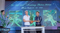 Giật mình với những phiên mua bán, đấu giá lan đột biến