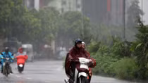 Miền Bắc có mưa giông, vùng núi khả năng có lốc, sét, mưa đá 