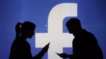 Facebook điêu đứng khi bị thế giới tuyên bố "nghỉ chơi"