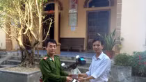 Tô thắm hình ảnh đẹp người chiến sỹ Công an trên quê hương Bác Hồ