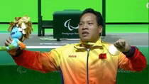 Phía sau họ là tổ ấm yêu thương