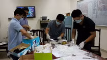 Giấu 16 bánh heroin và gần 2.000 viên ma túy tổng hợp trong lốp dự phòng