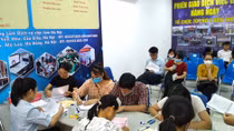 Ứng phó “điểm rơi” của lao động mất việc