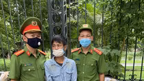 Xin gọi điện cho mẹ để phi tang ma túy 