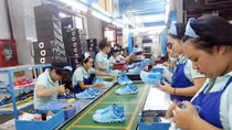 Nới khung thời gian làm thêm giờ: Chỉ nên tăng nếu có lợi cho người lao động