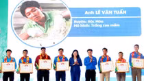 Tuyên dương thanh niên nông thôn làm kinh tế giỏi