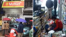 Ô tô mất lái tông sập cửa hàng trên phố Tô Hiệu