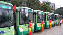 Liên kết xe buýt với Grab để thu hút khách đi xe