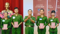 Giao lưu, giới thiệu tác phẩm “Thượng tướng Lê Thế Tiệm - Dấu ấn thời gian”