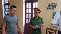 Truy nã đối tượng sát hại 2 cha con ở Hưng Yên