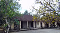 Băn khoăn du lịch làng cổ Lộc Yên