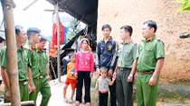 Các chòm bản đậm dấu chân anh