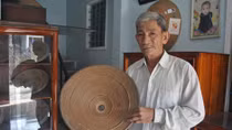 “Linh hồn” của làng nghề nón ngựa Phú Gia