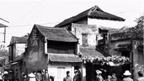 Một Hà Nội đầy thân phận trong ảnh Nguyễn Hữu Bảo
