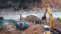 Nối lại hoạt động tìm kiếm nạn nhân ở thủy điện Rào Trăng 3