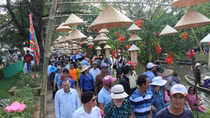 Về di tích Quốc gia cầu ngói Thanh Toàn vui “Chợ quê ngày hội”
