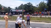 Cô gái trẻ chết thảm sau cú va chạm với xe ben