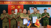 Công an tỉnh Thừa Thiên - Huế và Sở An ninh Salavan ký kết biên bản ghi nhớ hợp tác ANTT 