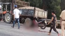 Xe máy đâm vào xe máy cày, 4 người trong gia đình thương vong