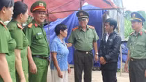 Nghĩa tình trên chiến khu xưa