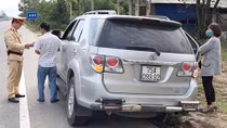 Xử lý hàng trăm xe hợp đồng, du lịch ‘trá hình’ vận chuyển khách