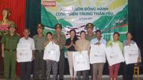 Báo CAND chung tay giúp đỡ người dân ven biển Quảng Bình