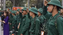 Tiễn các tân binh lên đường làm nhiệm vụ 
