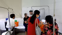 Thu thập bệnh án, làm rõ nguyên nhân trẻ nhập viện sau khi tiêm vắc xin 