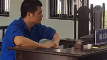 Cán bộ Quản lý thị trường dùng thẻ ngành lừa đảo hơn 900 triệu đồng