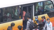 Nhiều trường Đại học ở Huế hỗ trợ xe miễn phí đưa sinh viên về quê đón Tết