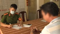 Đi vệ sinh không đúng nơi quy định, người đàn ông bị hiểu lầm "kẻ biến thái"
