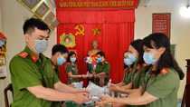 Tiếp sức đồng đội làm nhiệm vụ phòng chống dịch COVID-19