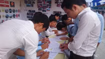 Hàng trăm sinh viên đại học được tuyển dụng dù chưa tốt nghiệp
