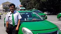 Tài xế nhanh trí giúp sản phụ vượt cạn trên taxi