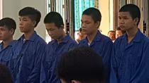Nhóm thanh niên gây án mạng ở quán nhậu lĩnh hơn 70 năm tù