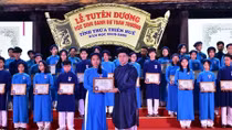 Thừa Thiên Huế lần đầu tuyên dương học sinh danh dự toàn trường