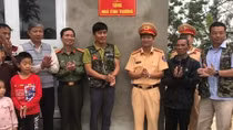 Công an Thừa Thiên Huế hỗ trợ kinh phí xây nhà ở cho người nghèo