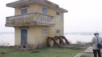 UBND xã ôm nợ trăm triệu đồng vì... chi 'tiếp khách'