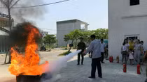 Tuyên truyền, hướng dẫn kỹ năng PCCC cho hàng trăm hộ dân ở chung cư 