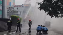 Cảnh sát PCCC Thừa Thiên- Huế diễn tập phương án chữa cháy và CNCH